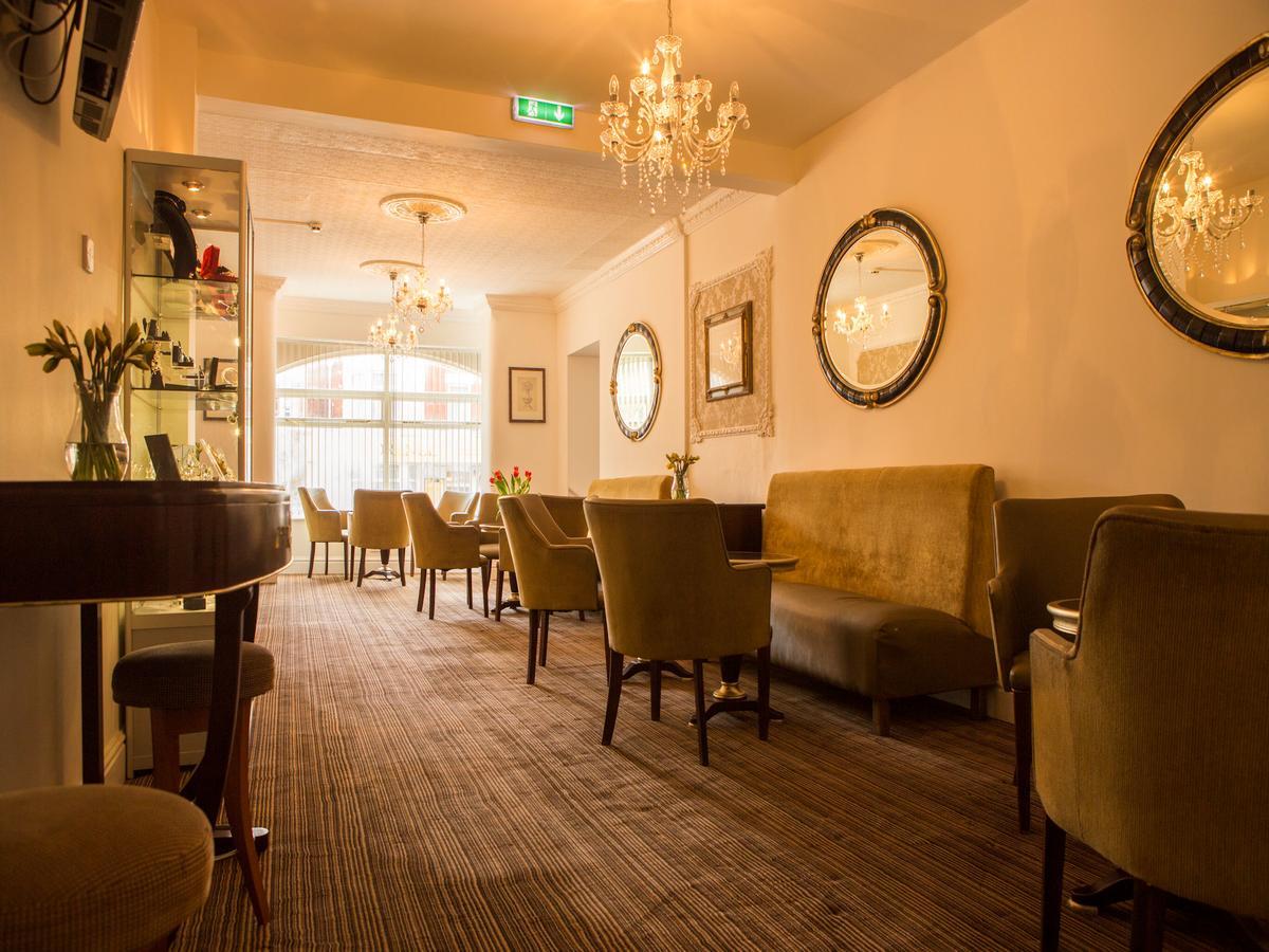 The Royal Alexandra Hotel By Compass Hospitality Блекпул Екстериор снимка