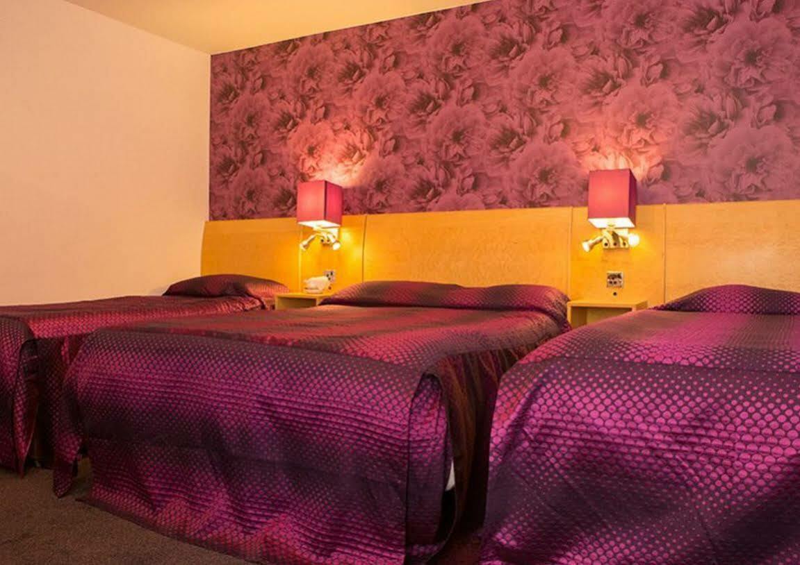 The Royal Alexandra Hotel By Compass Hospitality Блекпул Екстериор снимка